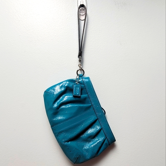 COACH | Turquoise Patent Leather Wristlet - Picture 11 of 13